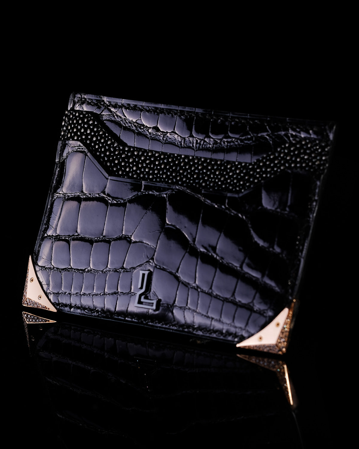 Source High quality exotic genuine lizard skin leather card holder
